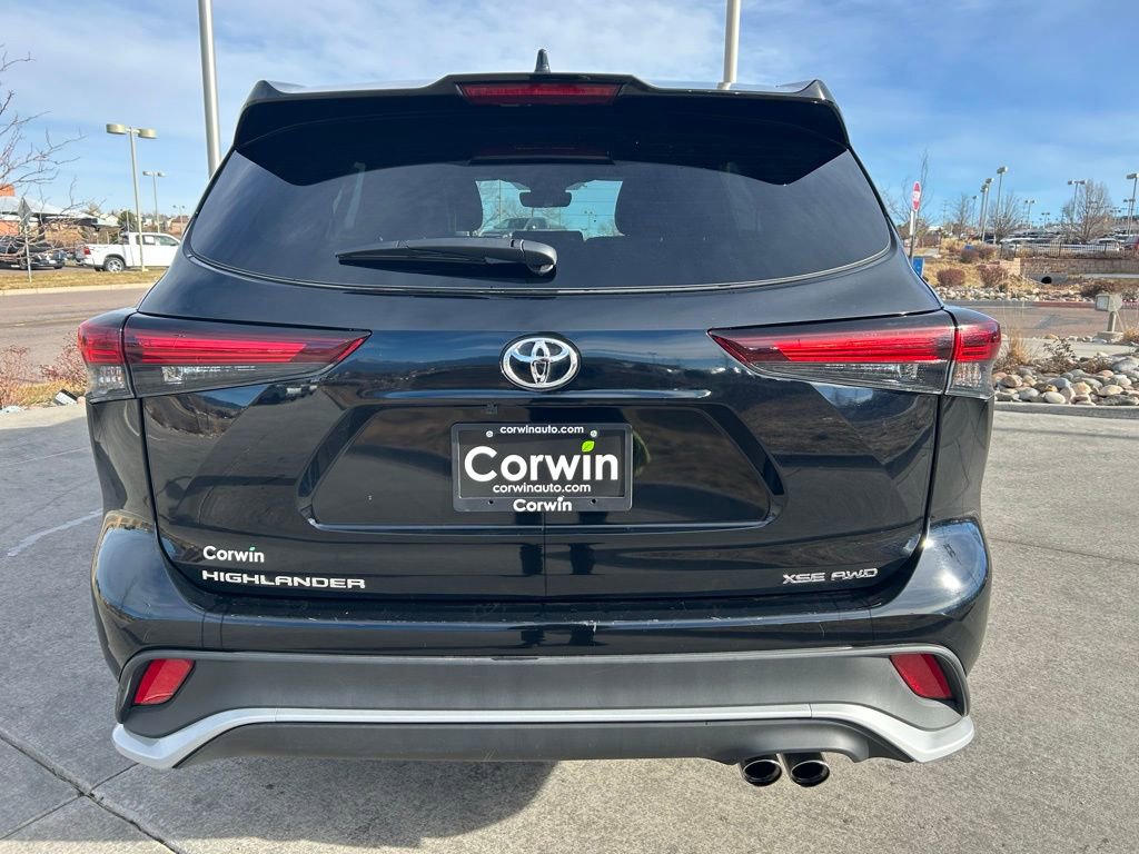 Used 2025 Toyota Highlander XSE image 7