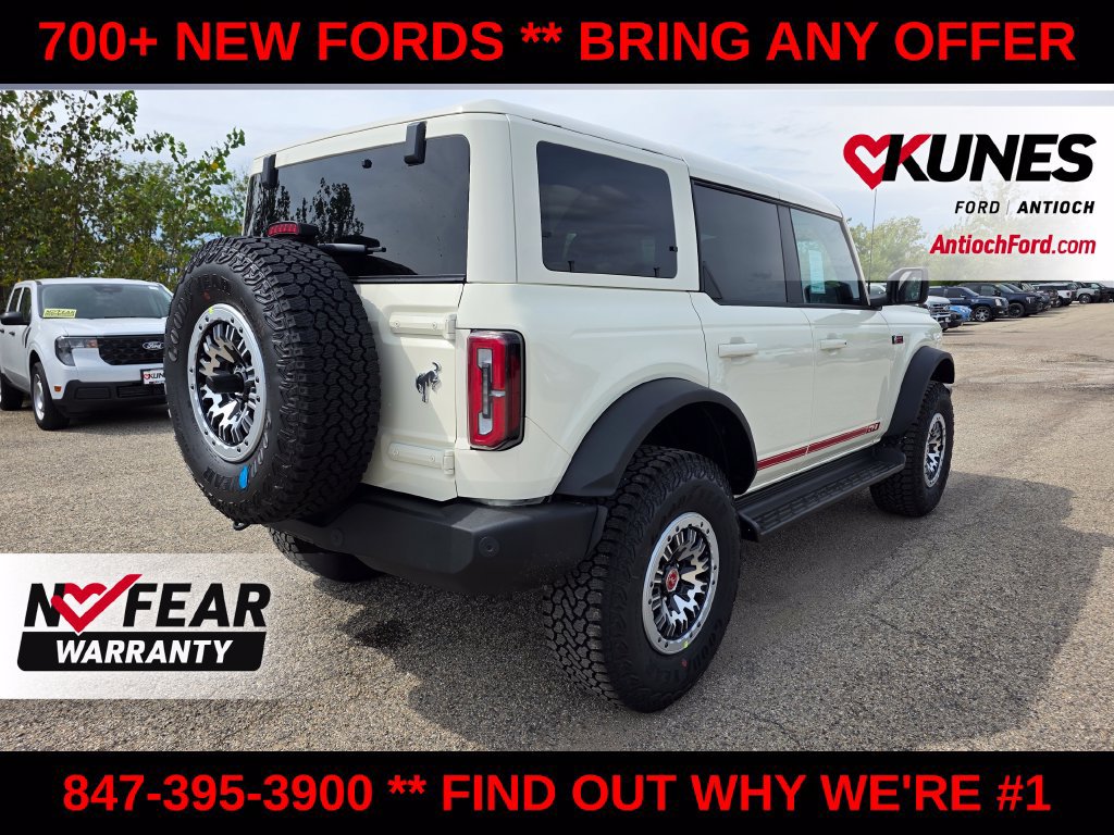 New 2026 Ford Bronco Outer Banks w/ Sasquatch Package AWD/4WD image 8