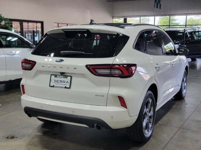 Used 2023 Ford Escape ST-Line w/ Tech Pack #1 AWD/4WD image 5