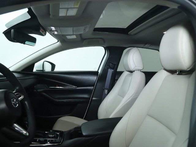 Used 2021 MAZDA CX-30 AWD 2.5 S w/ Preferred Package image 19