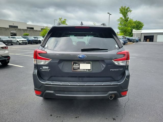 Used 2023 Subaru Forester Limited AWD/4WD image 5