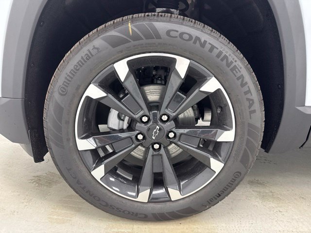 New 2027 Chevrolet Equinox RS w/ Safety and Technology Package AWD/4WD image 39