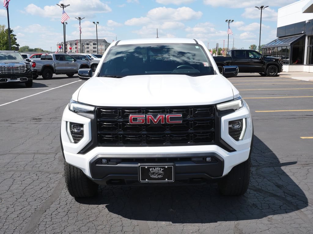Used 2024 GMC Canyon Elevation w/ Elevation Premium Package AWD/4WD image 4