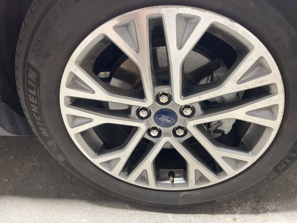 Used 2022 Ford Escape SEL image 43