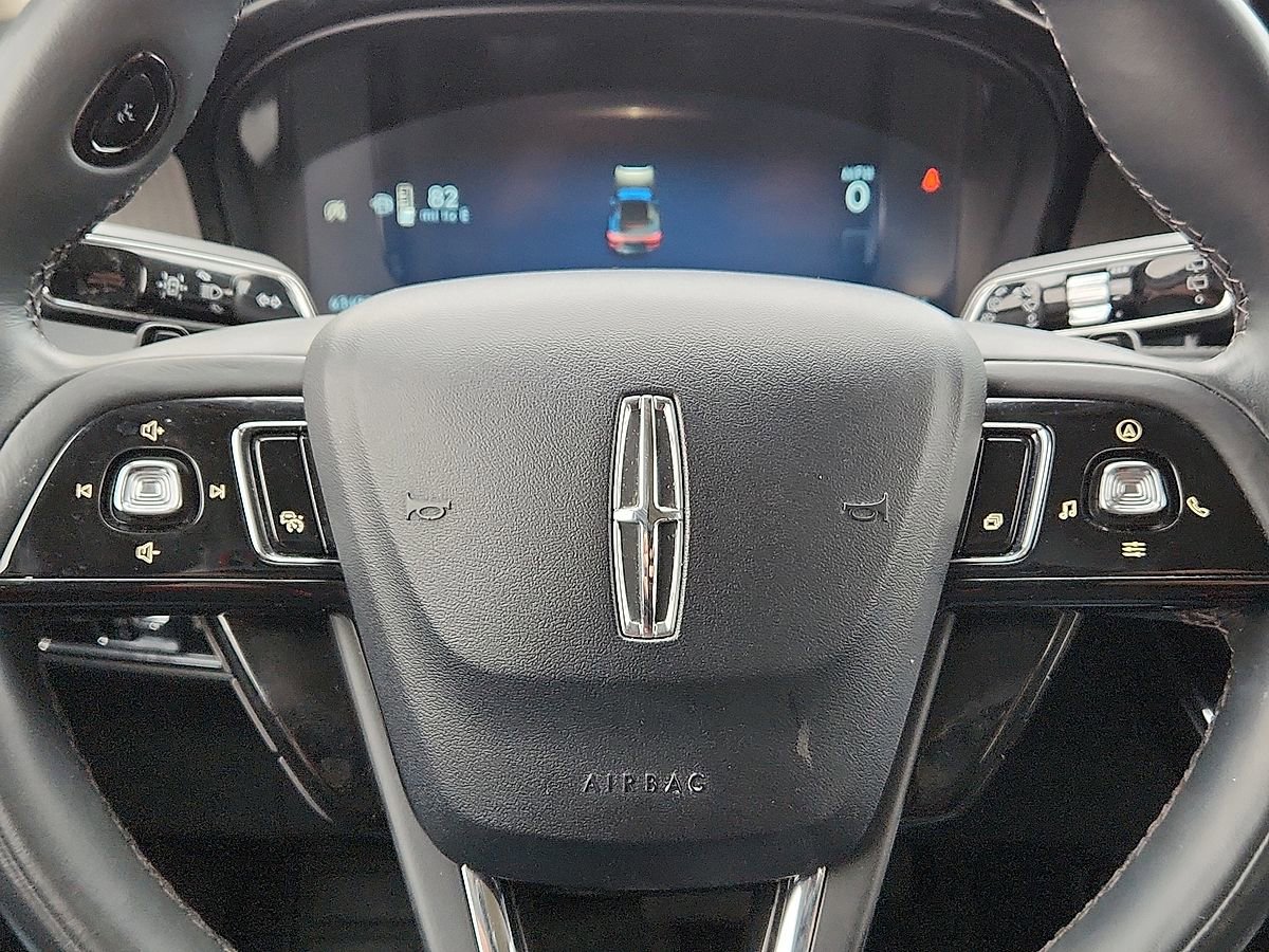 Used 2023 Lincoln Corsair Reserve image 11