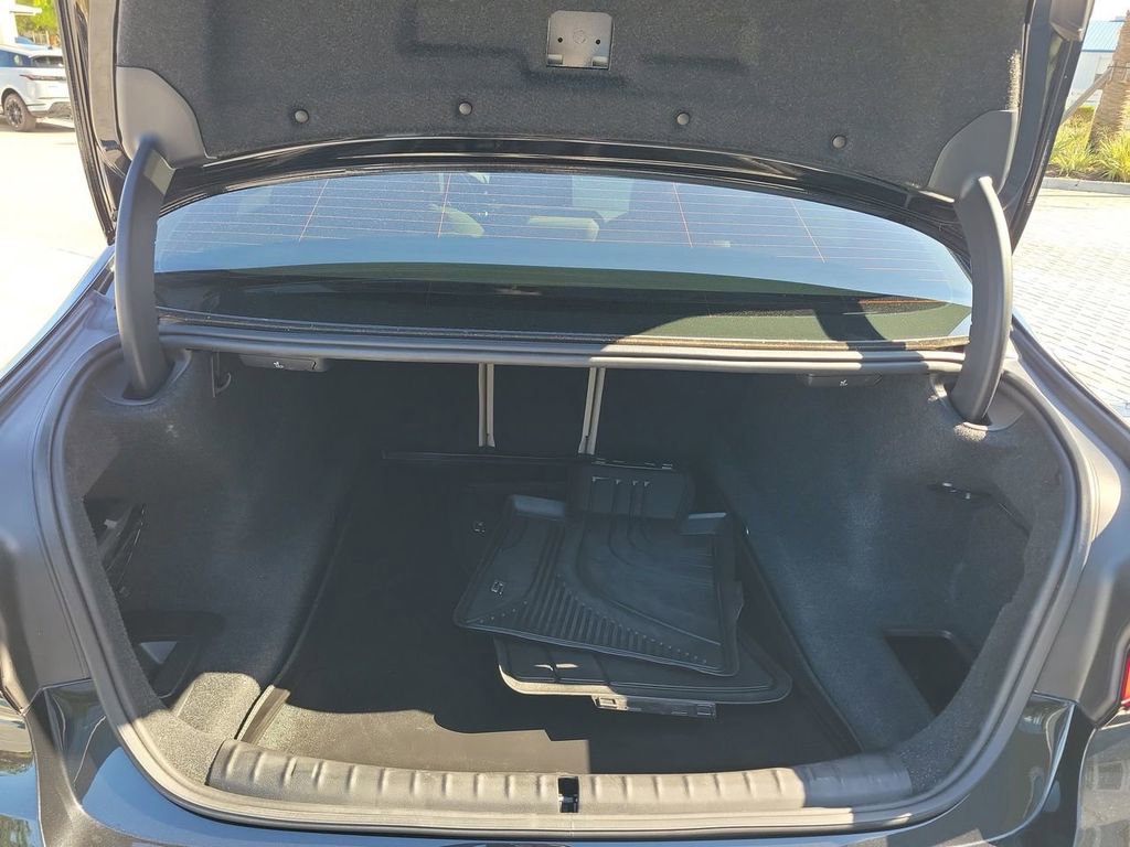 Used 2022 BMW 540i xDrive w/ Convenience Package image 11