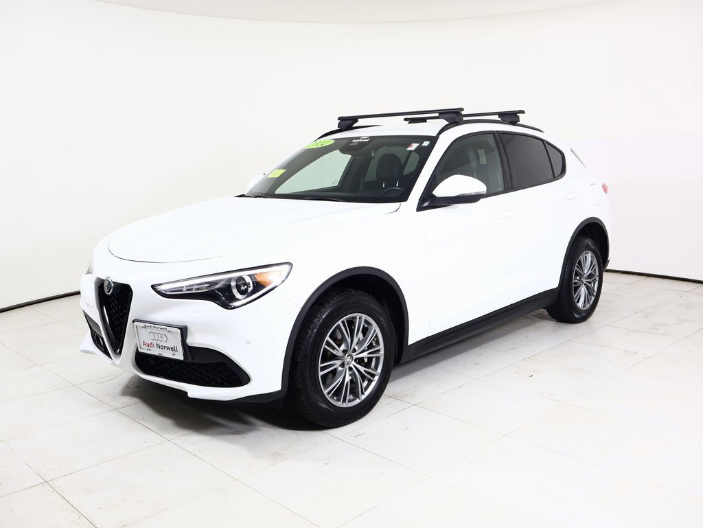 Used 2022 Alfa Romeo Stelvio Sprint image 10