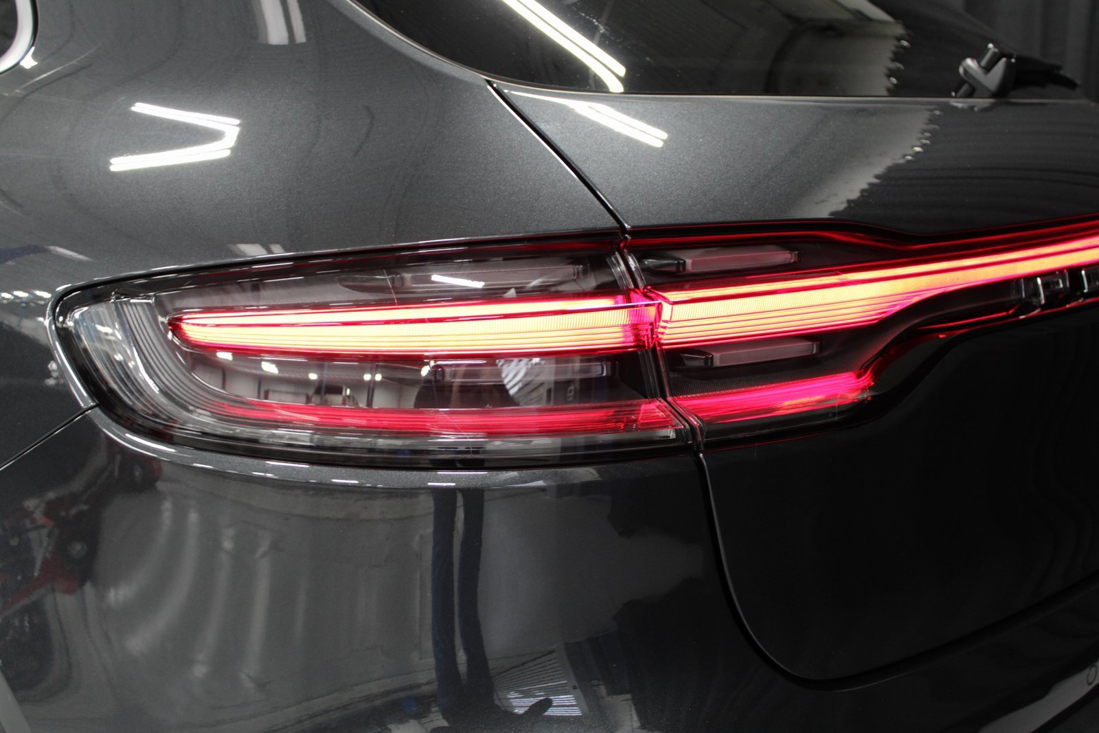 New 2026 Porsche Macan image 16