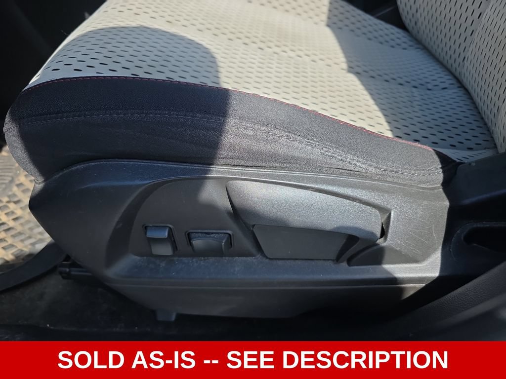 Used 2011 Chevrolet Equinox LS w/ Bluetooth Package AWD/4WD image 13