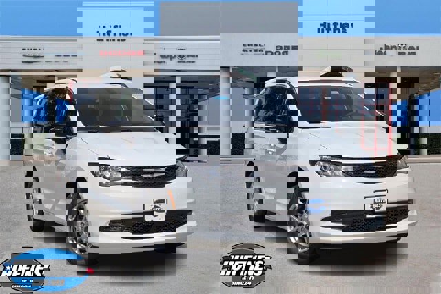 New 2025 Chrysler Voyager LX