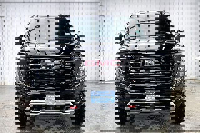 Certified 2025 GMC Yukon XL AT4 Ultimate image 3