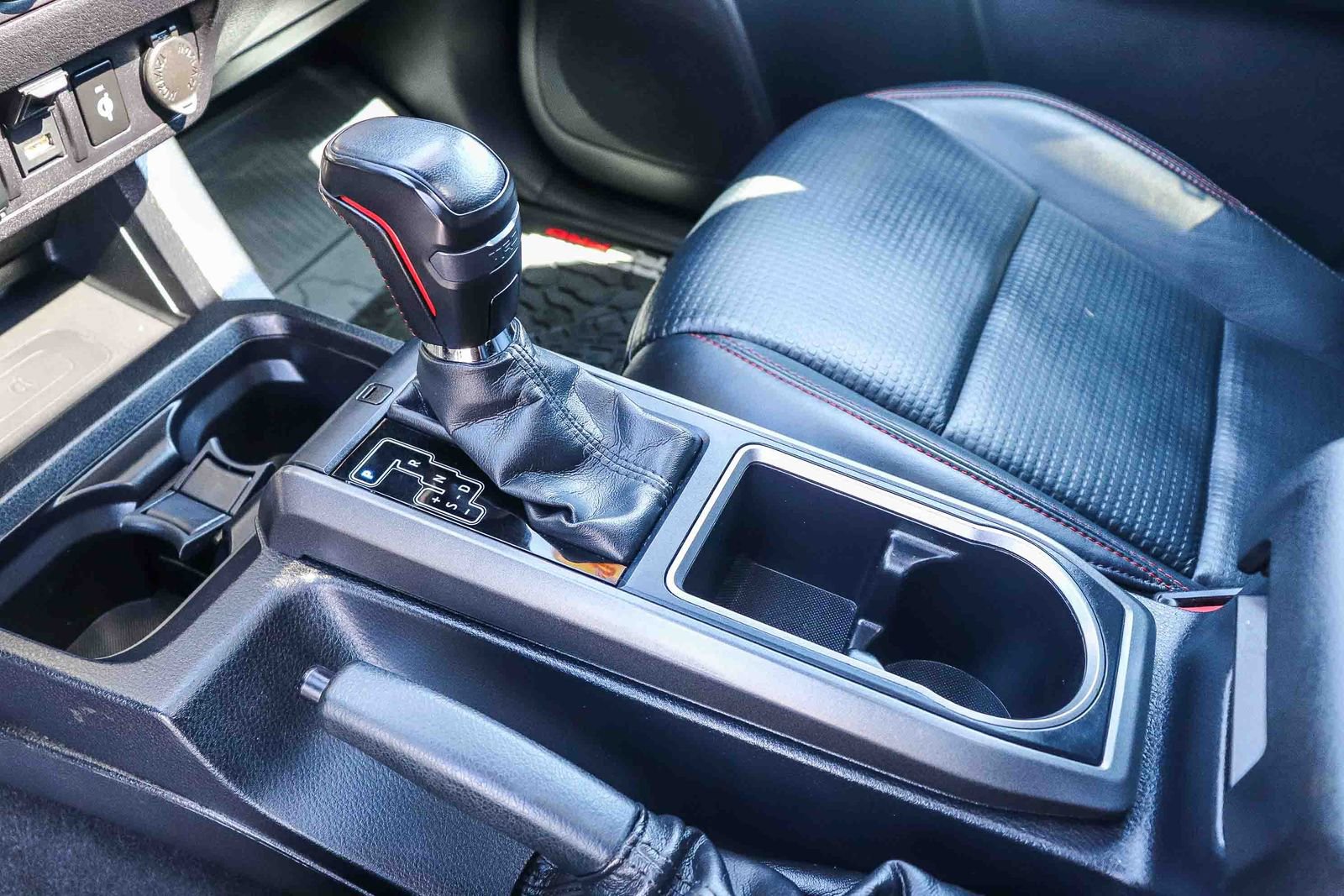 Used 2020 Toyota Tacoma TRD Pro AWD/4WD image 23