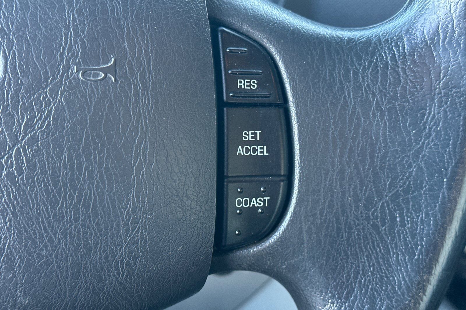 Used 2019 Ford E-350 and Econoline 350 Super Duty w/ Power Windows & Locks Group image 22