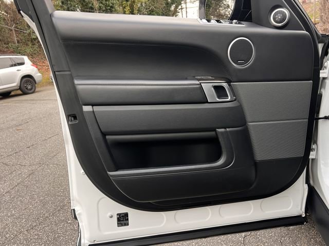 Used 2020 Land Rover Range Rover Sport HSE Dynamic image 10