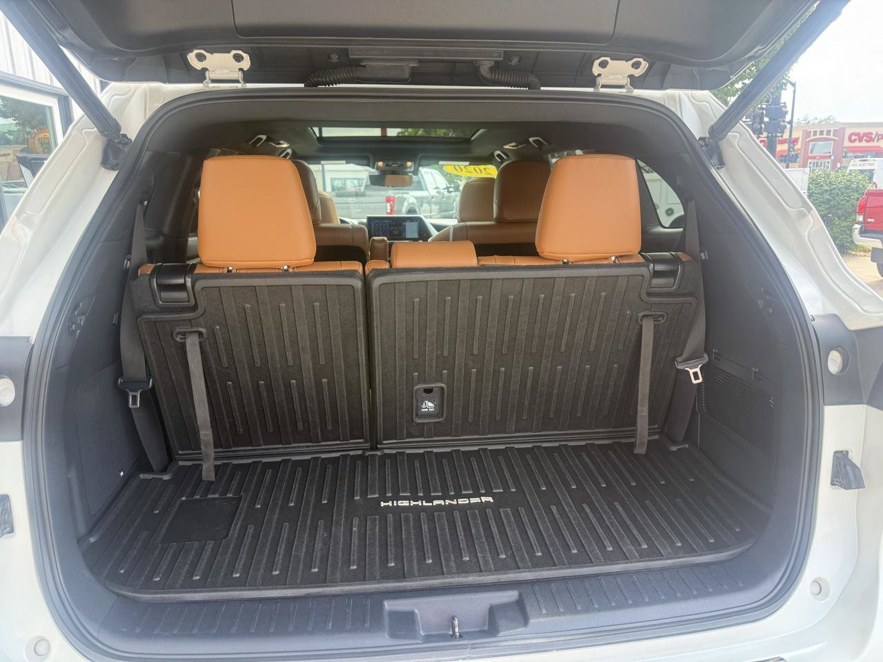 Used 2020 Toyota Highlander Platinum AWD/4WD image 20