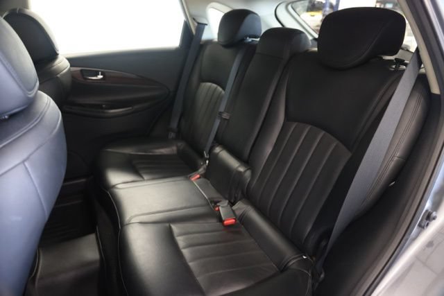 Used 2017 INFINITI QX50 AWD w/ Premium Plus Package image 33
