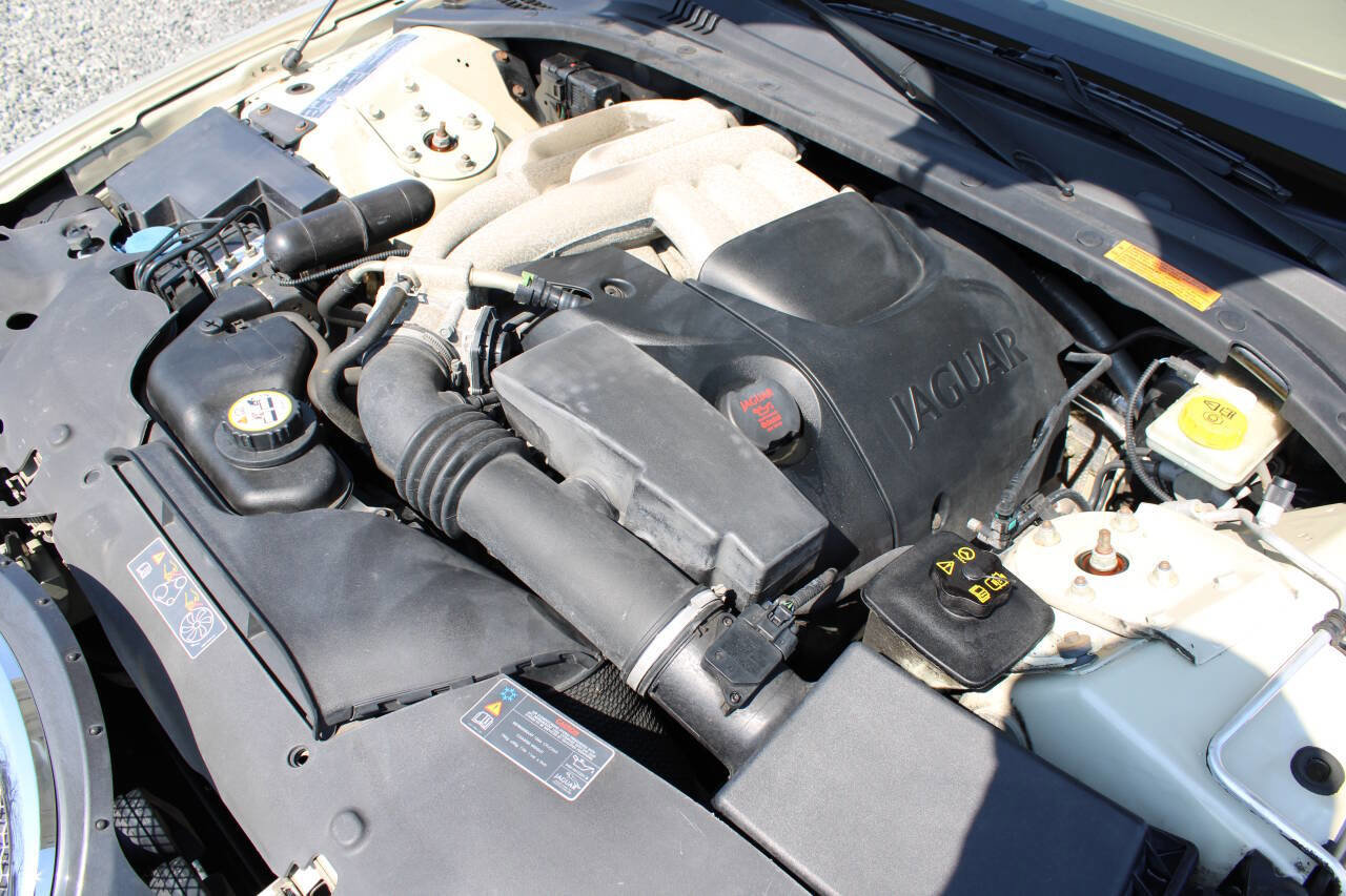 Used 2006 Jaguar S-TYPE 3.0 image 27