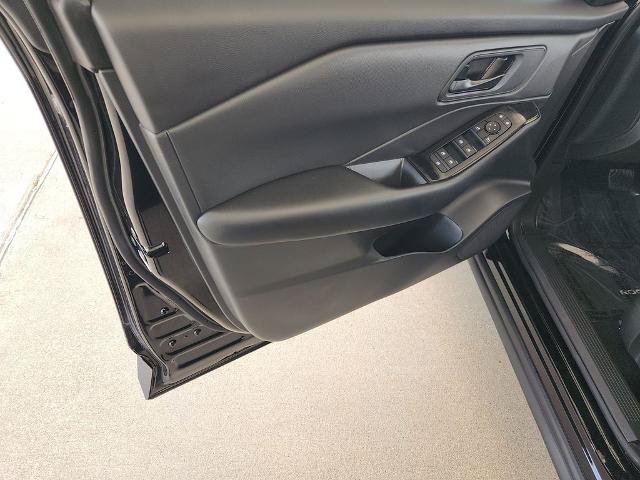 Certified 2025 Nissan Rogue S FWD image 28