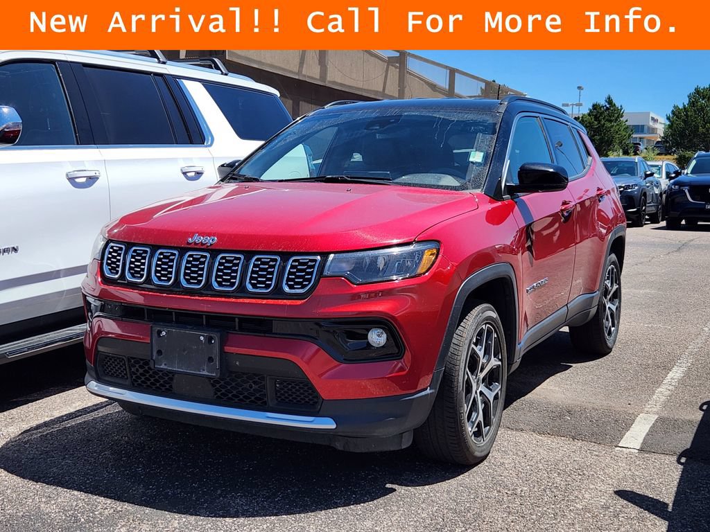 Used 2025 Jeep Compass Limited AWD/4WD image 4