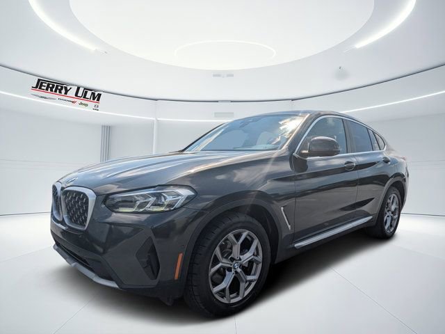 Used 2023 BMW X4 xDrive30i w/ Parking Assistance Package AWD/4WD image 7