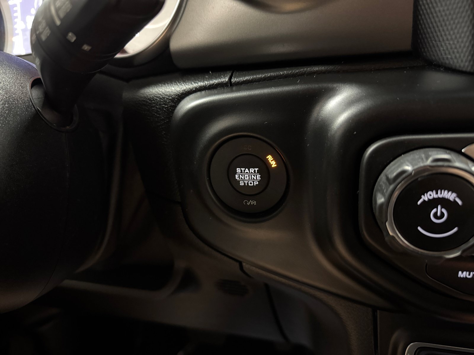Used 2020 Jeep Wrangler Unlimited Sport S AWD/4WD image 19