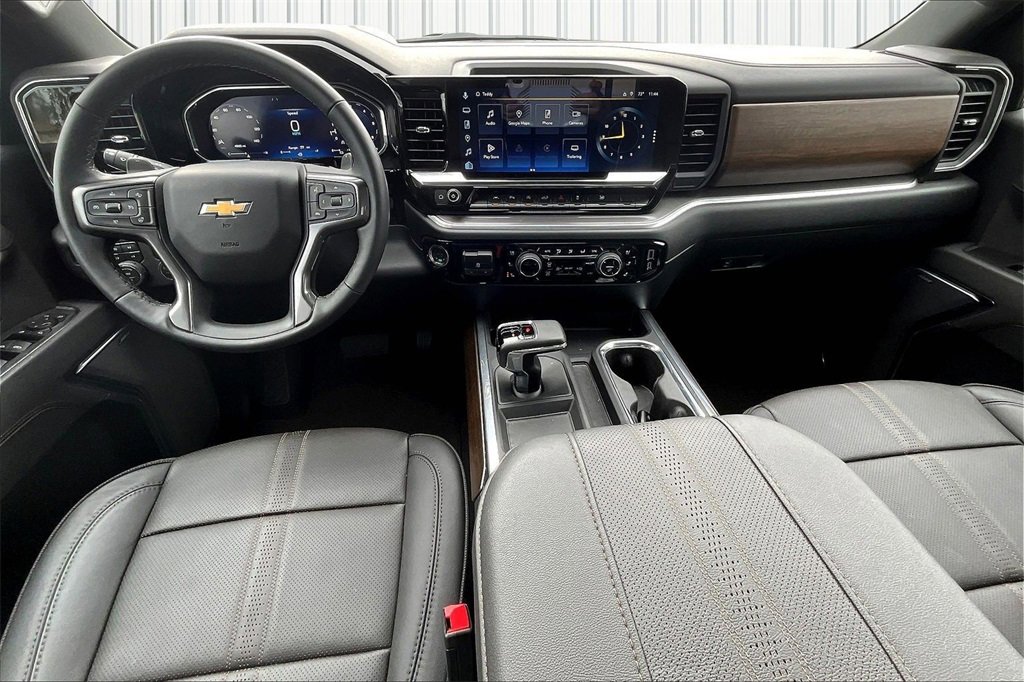 Used 2026 Chevrolet Silverado 1500 High Country w/ Technology Package image 6