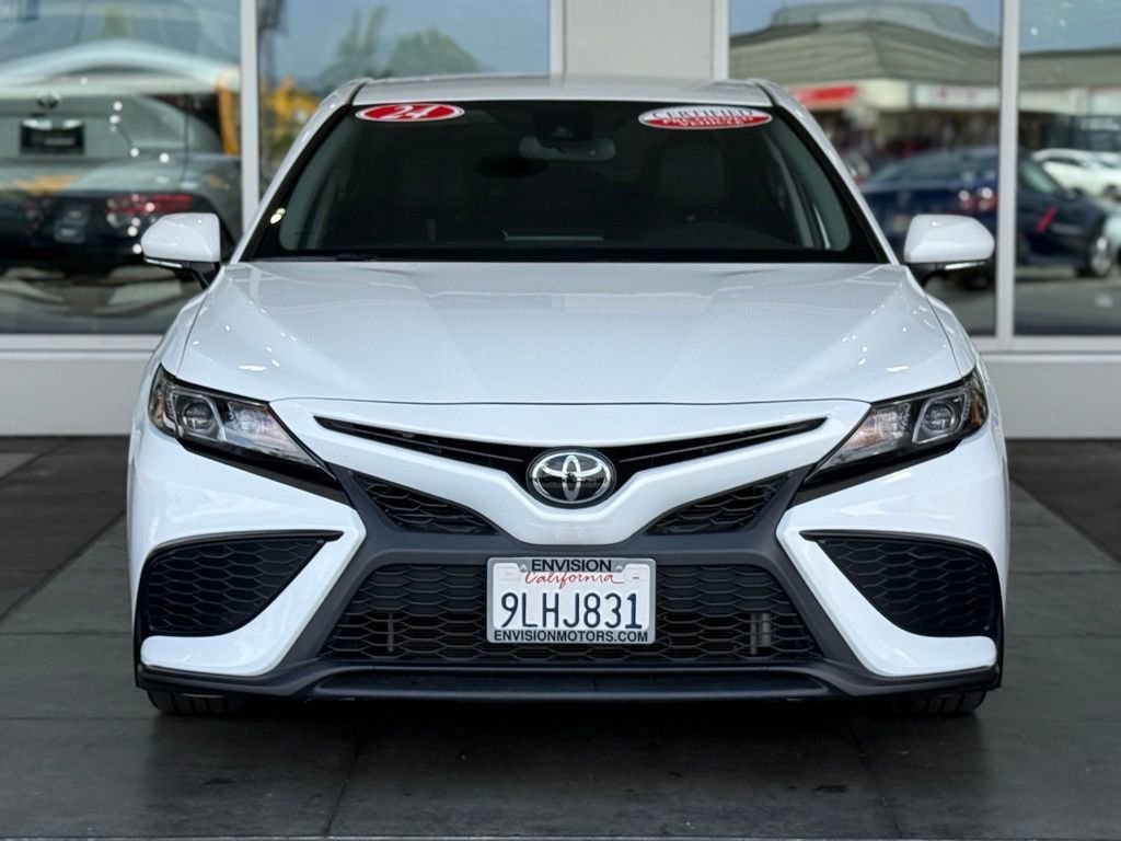 Certified 2024 Toyota Camry SE w/ Convenience Package image 5