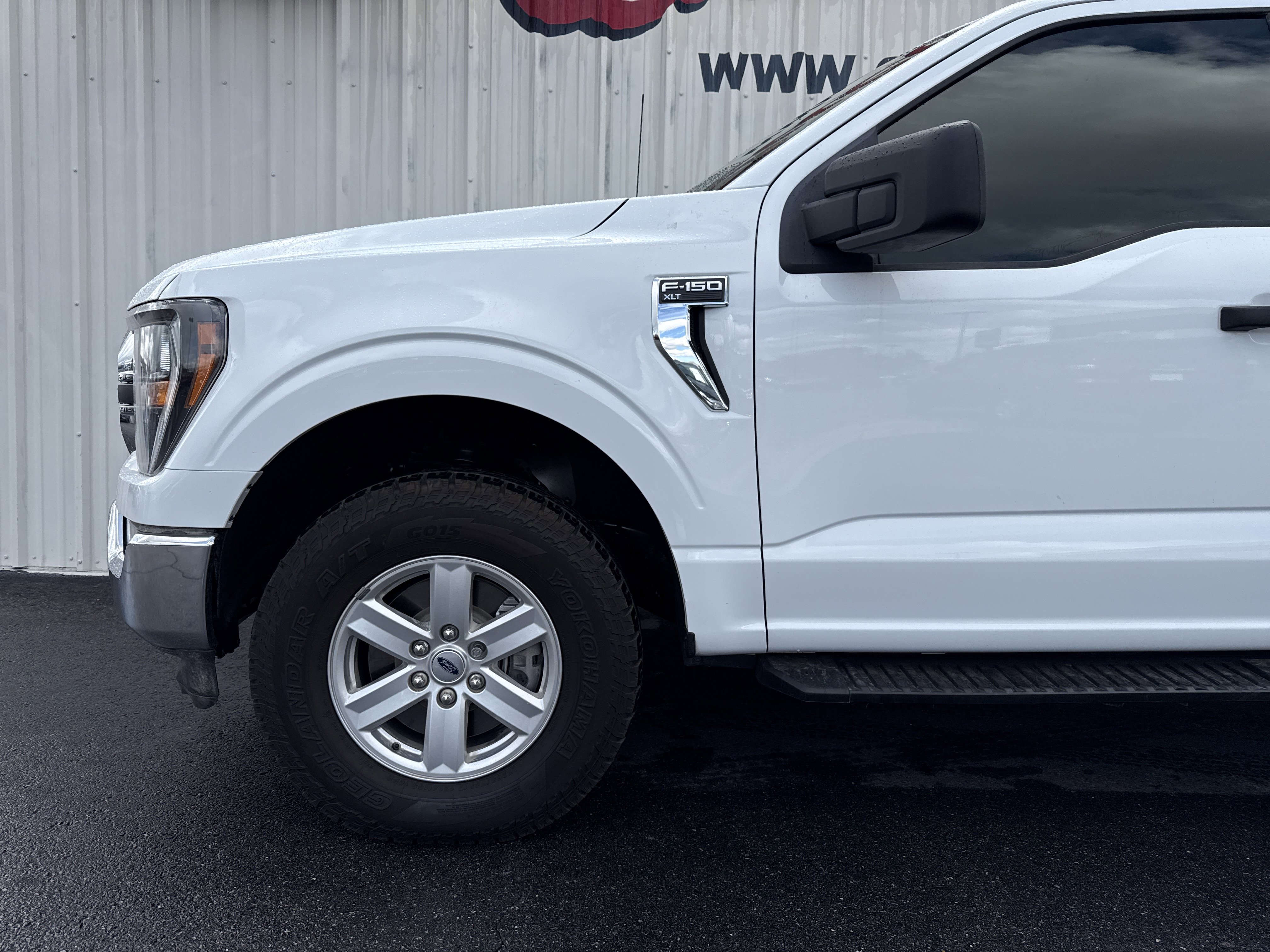 Used 2023 Ford F150 XLT w/ Trailer Tow Package image 3