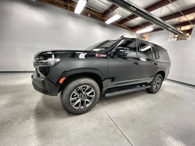 Certified 2022 Chevrolet Tahoe Z71 w/ Luxury Package AWD/4WD image 5