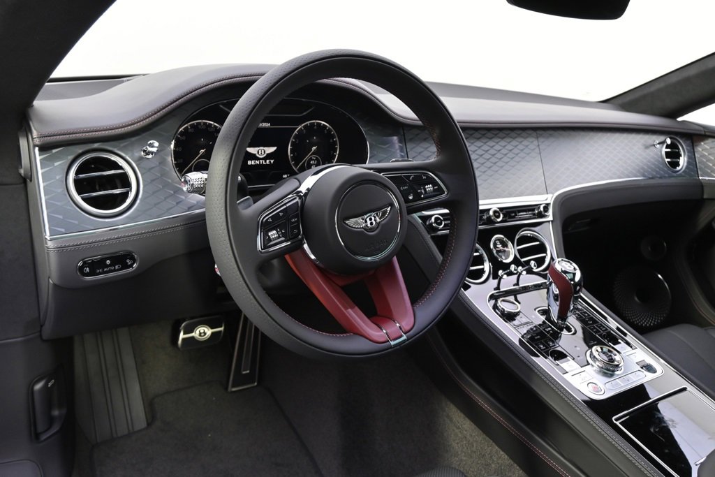 Used 2024 Bentley Continental GT image 11