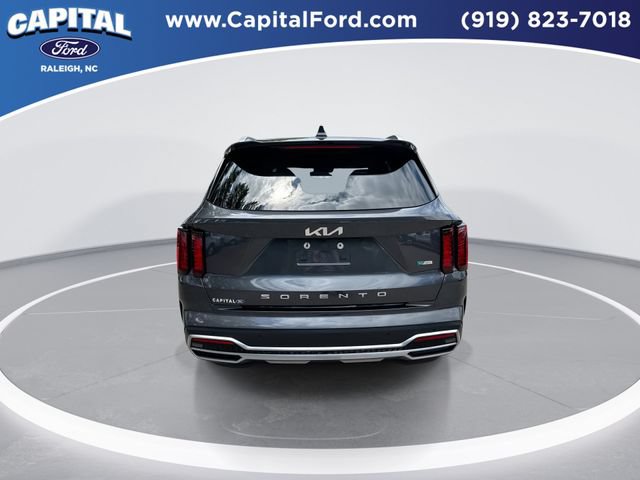 Used 2022 Kia Sorento EX w/ Panoramic Sunroof Package FWD image 7