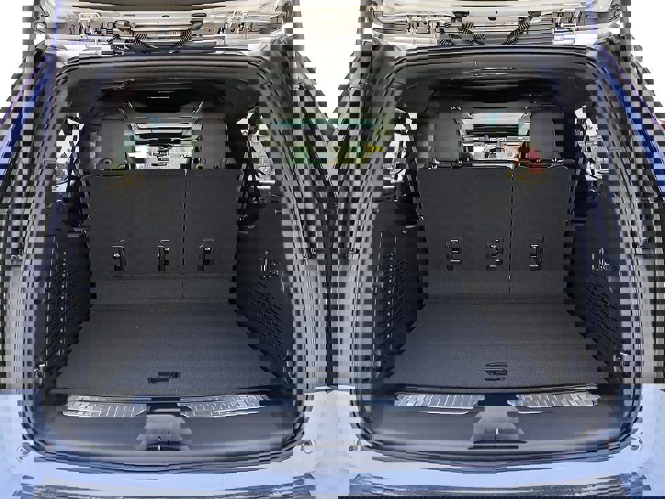 New 2026 Chevrolet Suburban Premier w/ Sun And Tow Package image 31