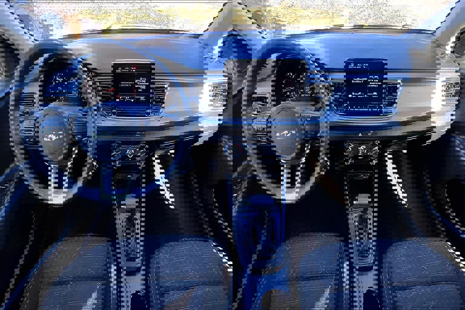 Used 2023 Kia Rio LX image 14