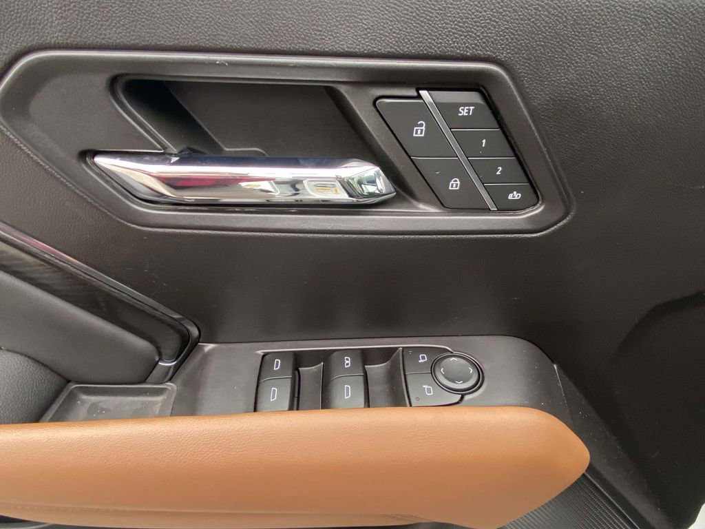 Used 2023 GMC Canyon AT4 w/ AT4 Premium Package image 14