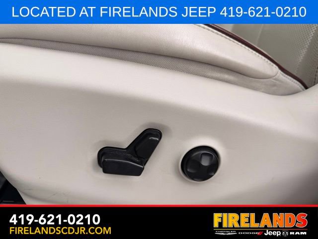 Used 2019 Chrysler Pacifica Limited FWD image 24