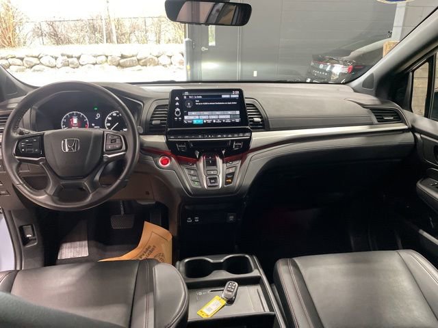 Used 2025 Honda Odyssey Sport-L image 27