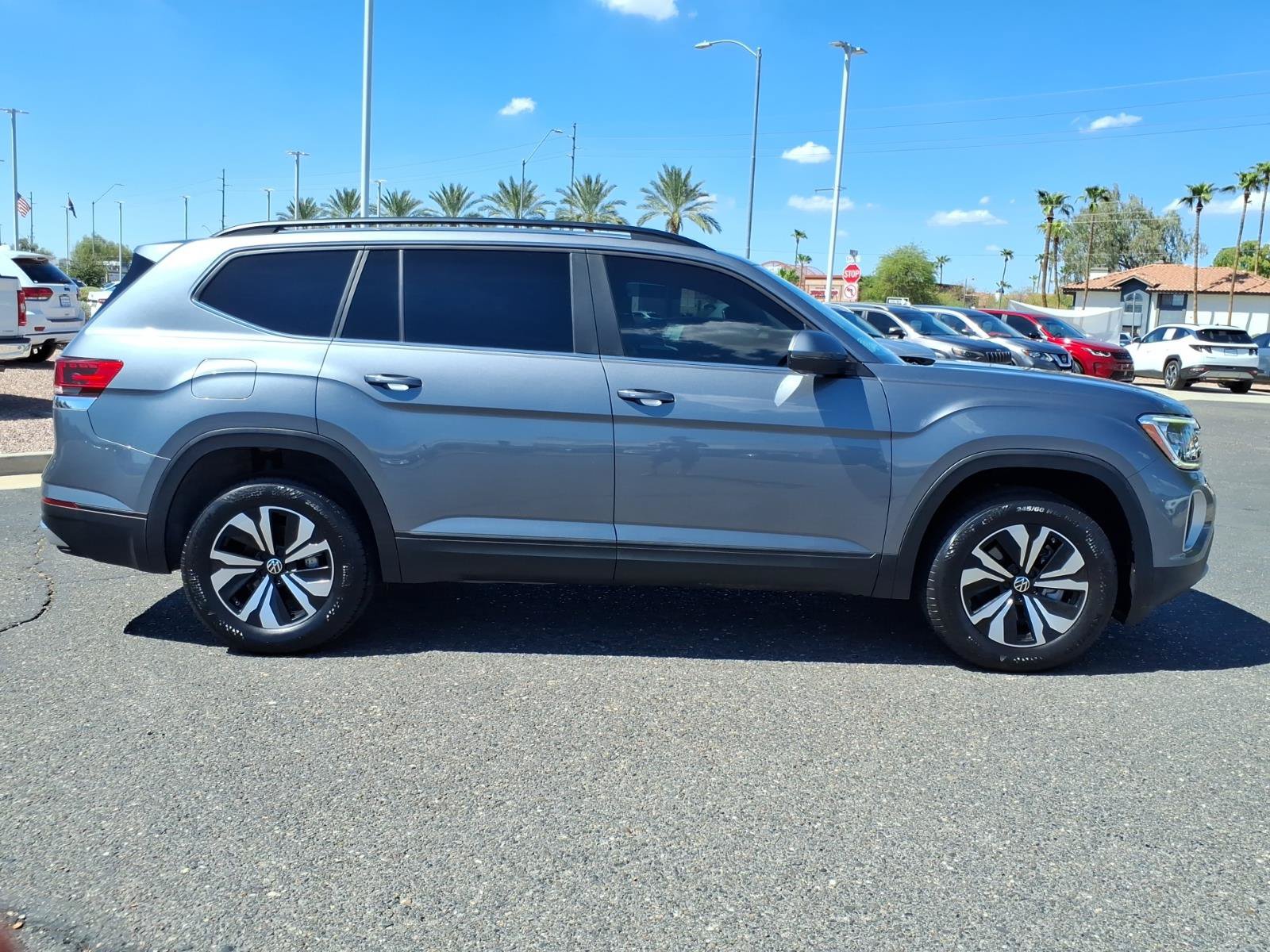 Certified 2024 Volkswagen Atlas SE AWD/4WD image 8