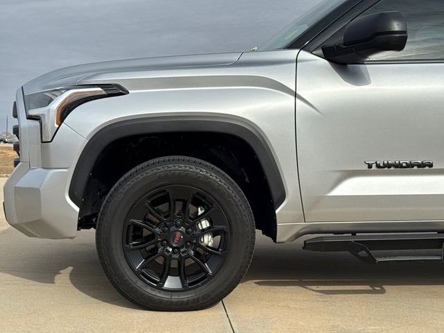 Used 2023 Toyota Tundra SR5 AWD/4WD image 5