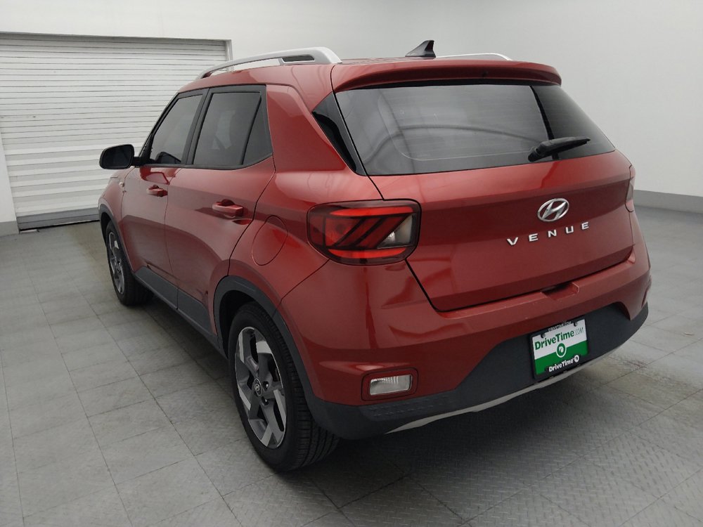 Used 2021 Hyundai Venue SEL FWD image 5