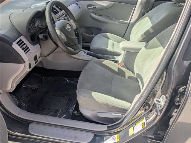 Used 2012 Toyota Corolla LE image 16