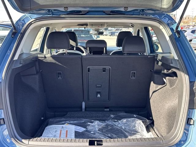 New 2026 Volkswagen Taos S image 10