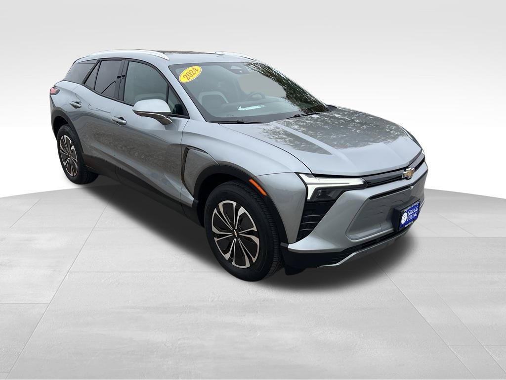 Used 2024 Chevrolet Blazer EV LT AWD/4WD image 9