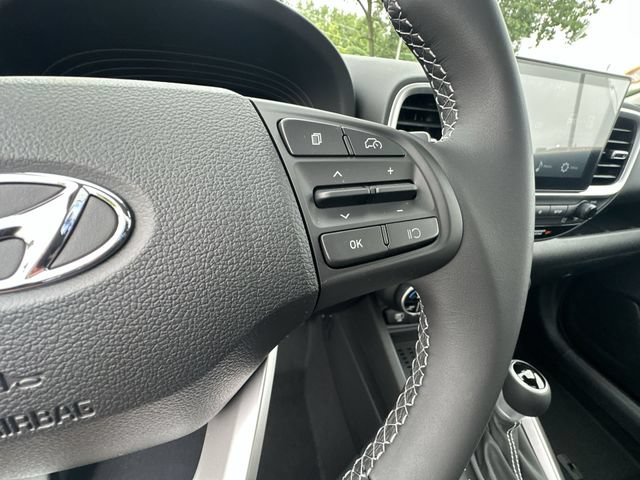 New 2026 Hyundai Venue SEL FWD image 32