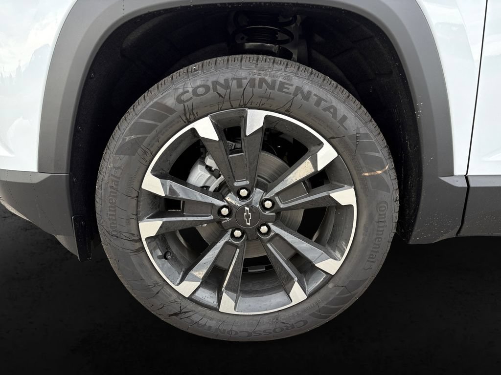 New 2027 Chevrolet Equinox RS w/ Safety and Technology Package AWD/4WD image 11