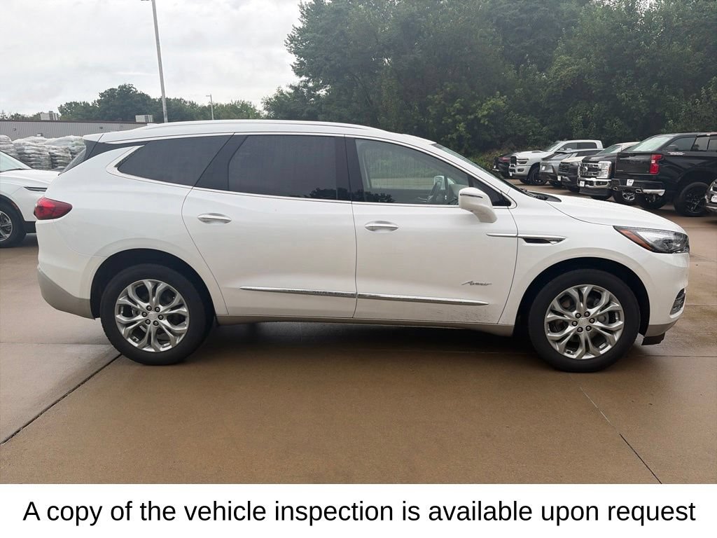 Used 2018 Buick Enclave Avenir w/ Avenir Technology Package AWD/4WD image 7
