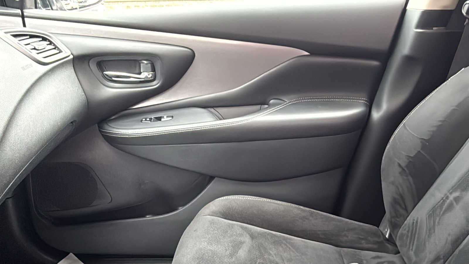 Certified 2023 Nissan Murano S AWD/4WD image 18