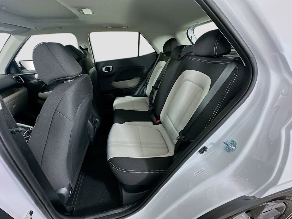 New 2026 Hyundai Venue SEL image 16