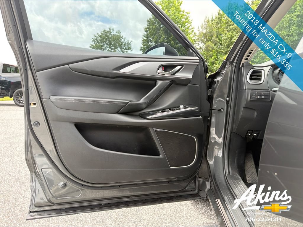 Used 2018 MAZDA CX-9 Touring w/ Touring Premium Package FWD image 16