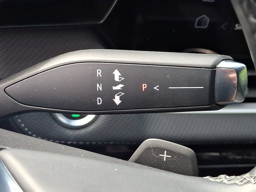 Used 2025 Chevrolet Equinox LT AWD/4WD image 14
