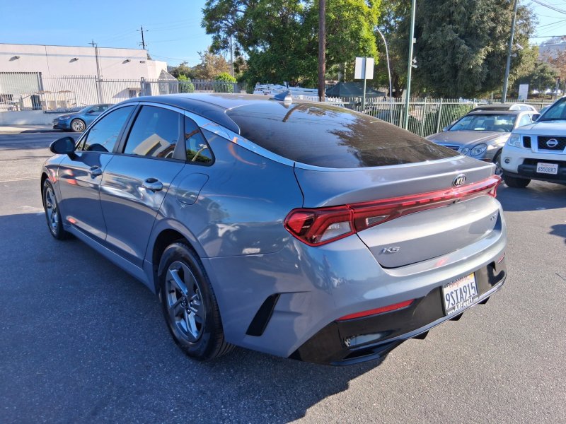 Used 2021 Kia K5 LXS FWD image 6